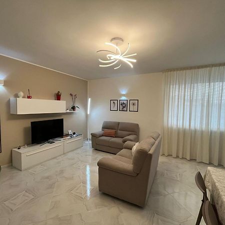 レッチェA Casa Di Chiaraアパートメント エクステリア 写真